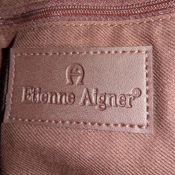 Vintage Etienne Aigner monogram print logo Tote in Burgundy wallet make-up bag - Picture 5 of 12